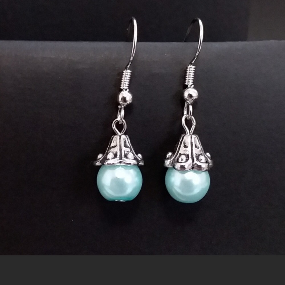 Teal pearl Silver Tone Earrings !!